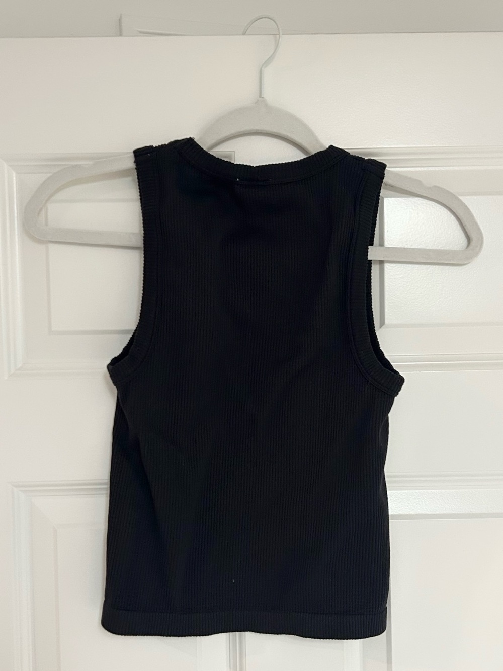 Old Navy Black Ribbed Crew Tank - Picture 2 of 3